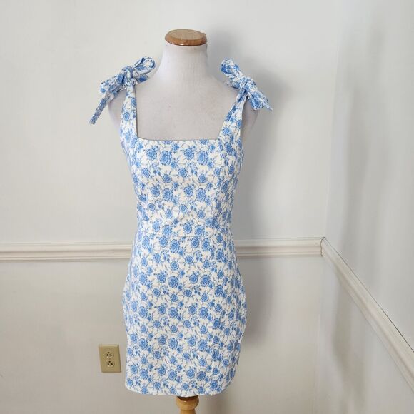 Altar'd State Dresses & Skirts - New Altard State Robin Dress Sz Small Womens Floral Blue White Cottagecore Mini